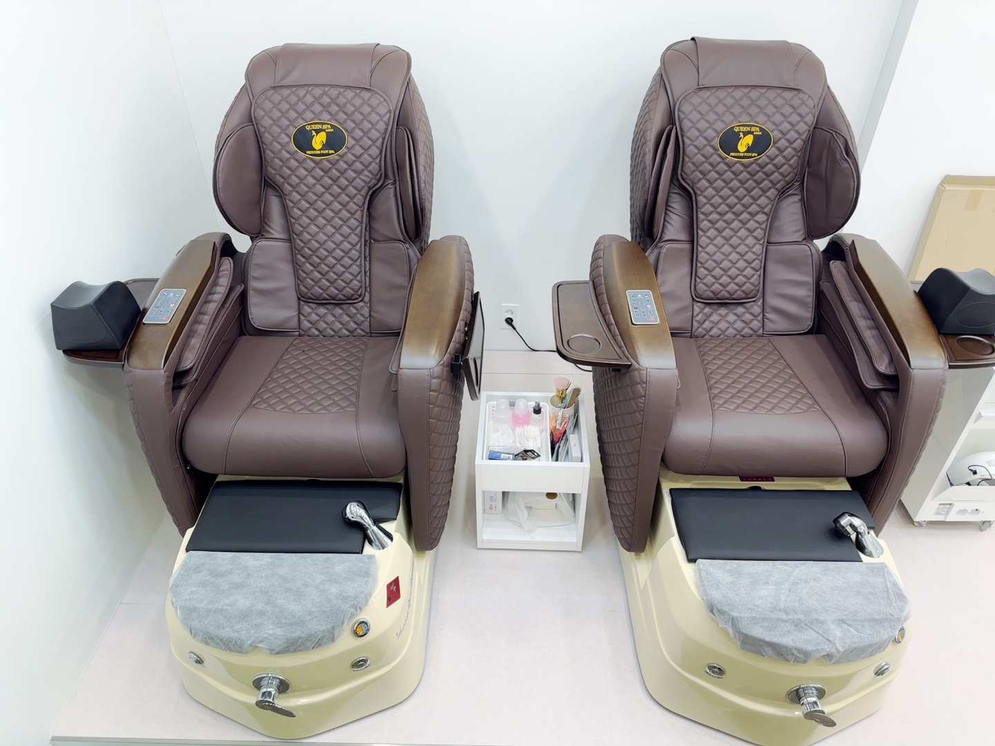 앙큼한여시 네일아트 - 트렌디한 디자인